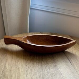 Vintage Caribcraft Solid Mahogany Wood Hand Made Leaf Bowl